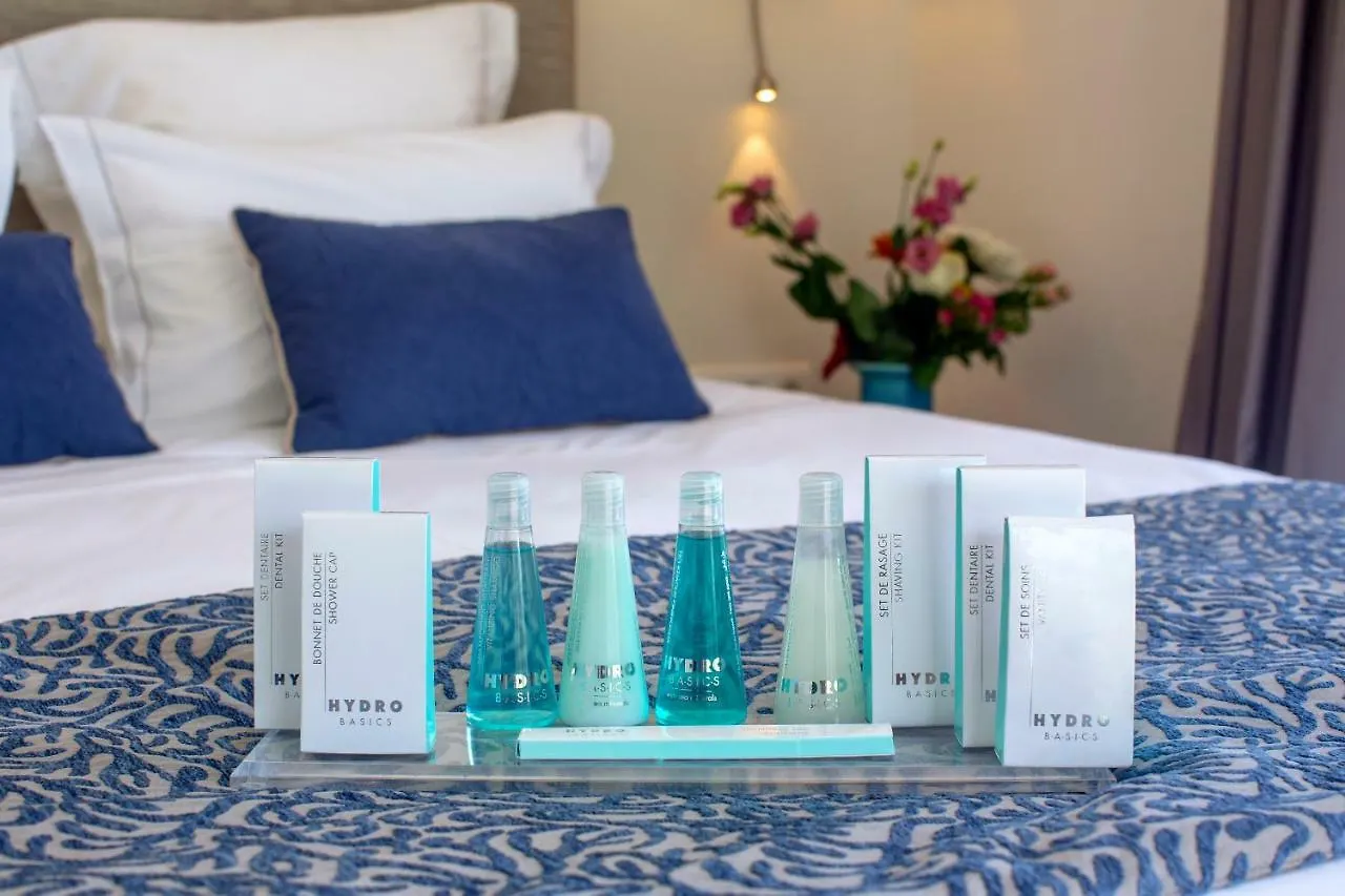 Boutique Hotel Diaporos Island - Treasure Cove 니키티